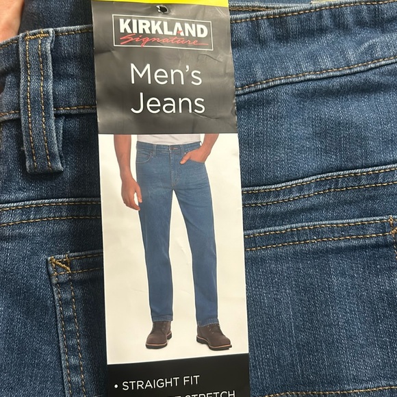 Kirklands signature men’s jeans straight fit 32x34 NWT - Picture 1 of 3